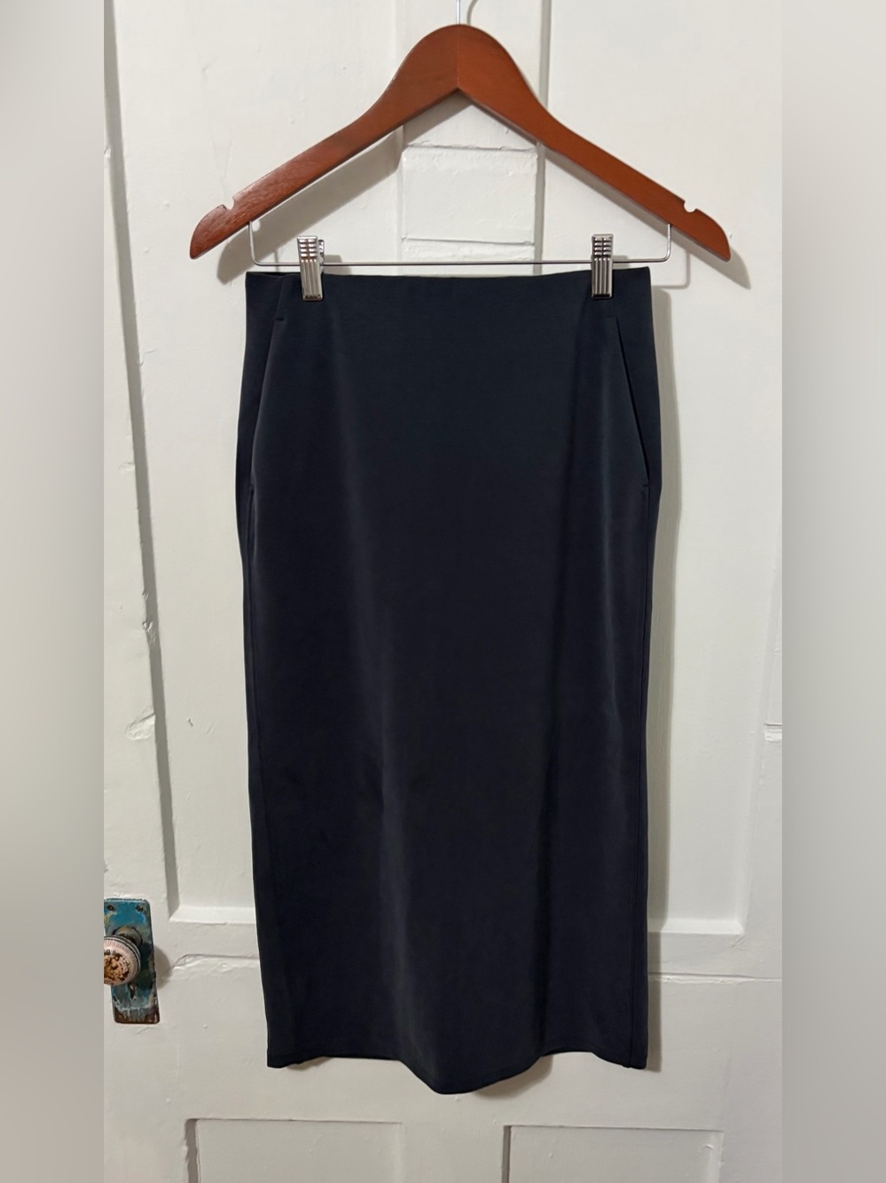 Lululemon Softstreme High-Rise Midi Skirt Size 6